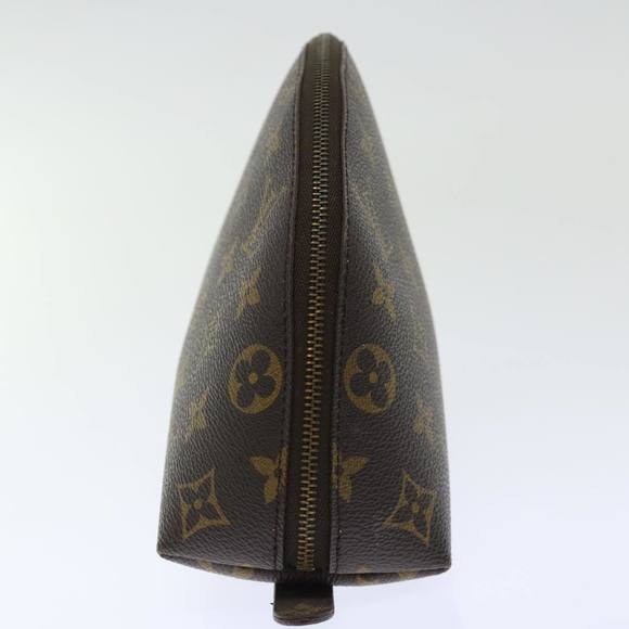 LOUIS VUITTON Monogram Trousse Demi Ronde Cosmetic Pouch M47520 LV Auth 70486 - Picture 4 of 16